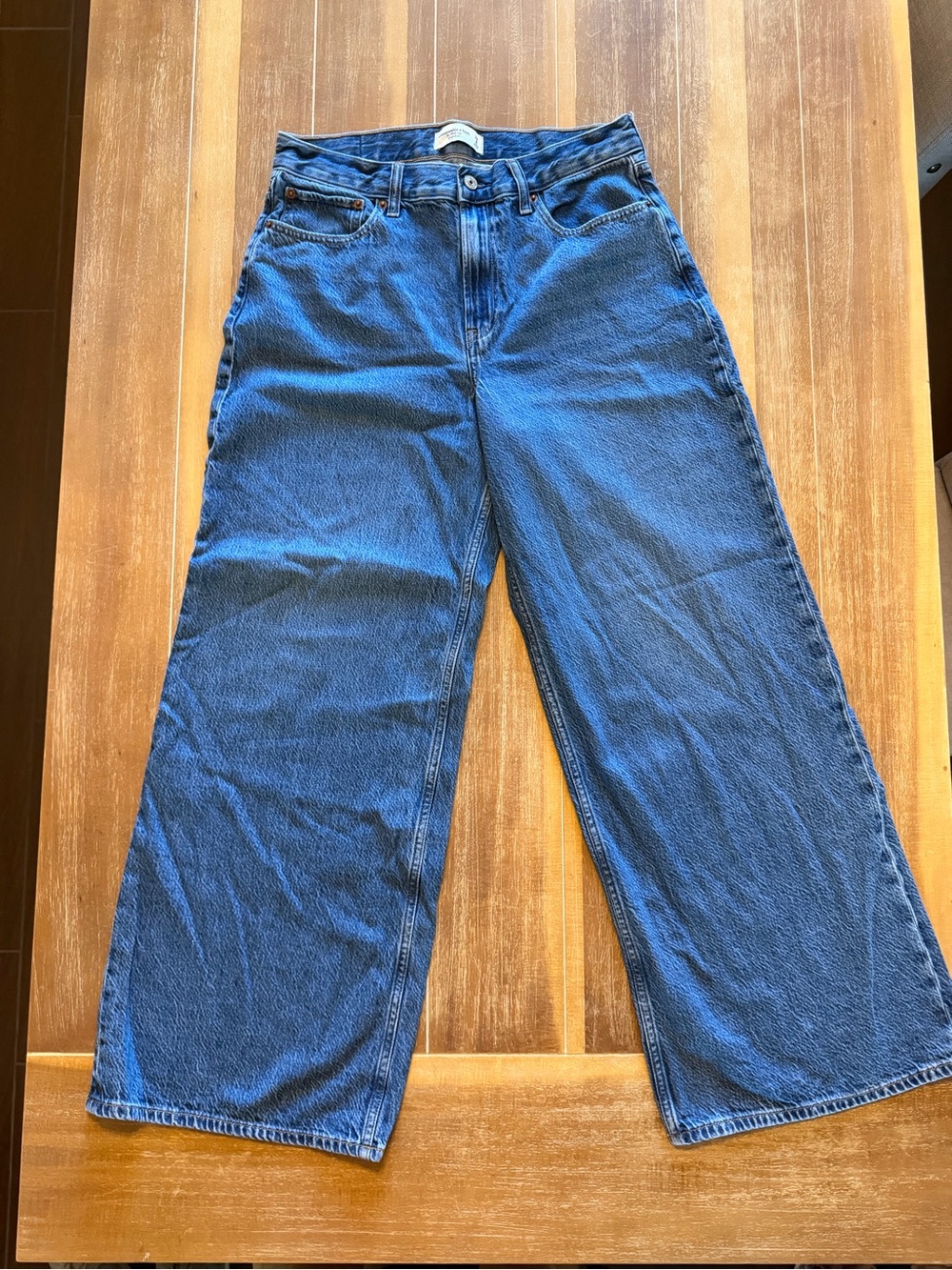 Abercrombie & Fitch Wide-Leg Jeans in Blue Denim